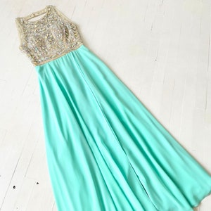 1980er Verschönertes Mint Chiffon Kleid