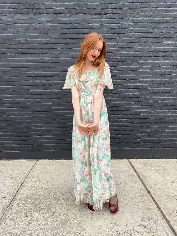 1970s Dress 1970s Novelty Dress 1970s Maxi Dress … Gem