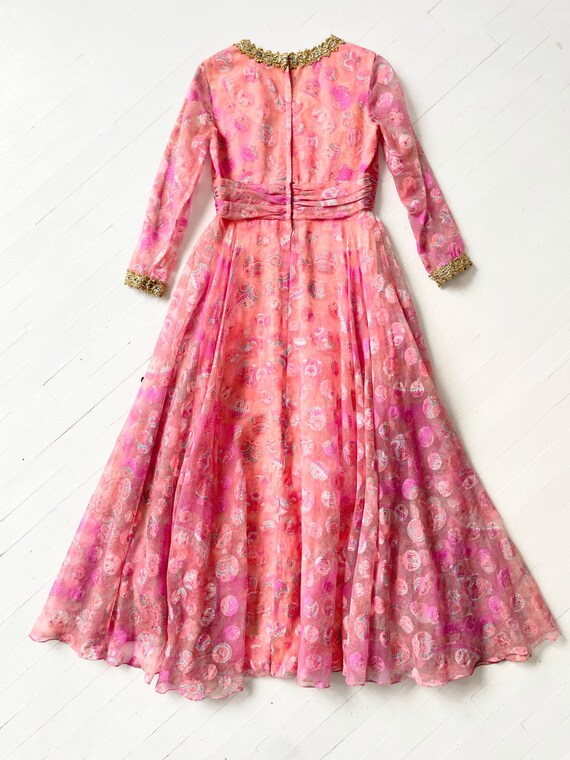 Short Sixty Dress Pink Paisley Print main image 1