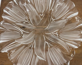 Vintage Mikasa Walther Glas Tulips Satin 12" Frosted Glass Hostess Bowl Platter