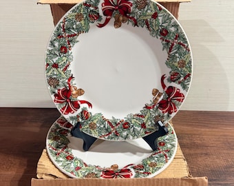Juego de 4 platos navideños, nuevos, de stock antiguo, estilo vintage de 1995, The Cellar Holiday Wreath, vajilla navideña de Macy's.