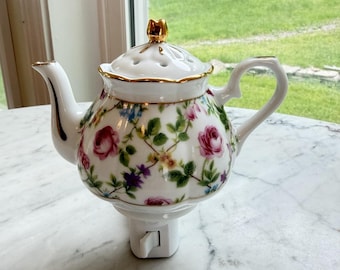 Vintage 2000-tals Ganz Rose Chintz porslins tekanna elektrisk doftoljevärmare blommig Cottagecore-dekor