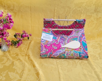Casserole Carrier, colorful abstract print quilted fabric