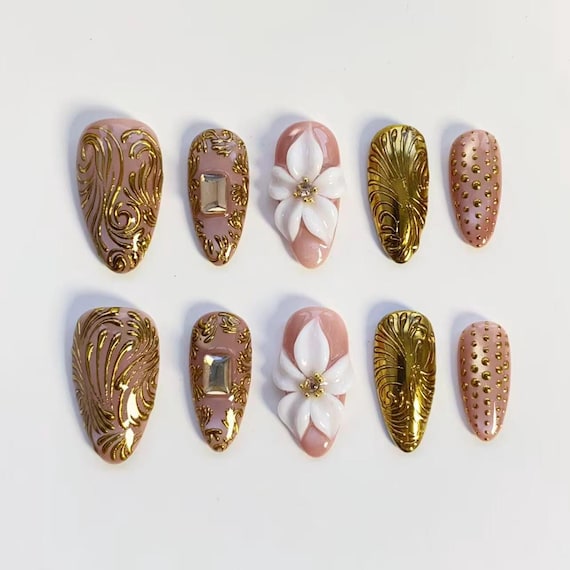 Gold Chrome Nails/Palace press on nails long almond nails/Luxury nails/White blooming flower nails/Elegant nails/Gold Nails/Custom Nails