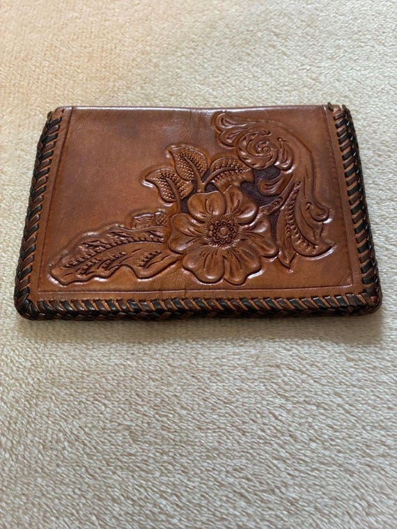 Vintage Hand Tooled Floral Leather Wallet Handmade Beautiful Unisex