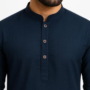 Kurta da uomo in cotone bianco: abbigliamento etnico indiano, fatto a mano immagine 16