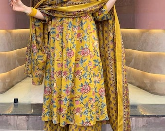 Handmade Floral Anarkali Kurti Set: Indian Cotton 3-Piece Ethnic Dress