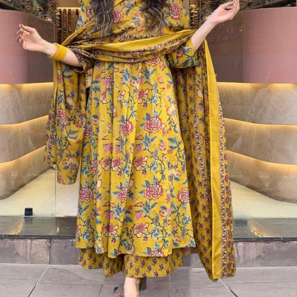 Handmade Floral Anarkali Kurti Set: Indian Cotton 3-Piece Ethnic Dress