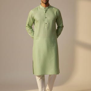 Kurta da uomo in cotone bianco: abbigliamento etnico indiano, fatto a mano Pista Green