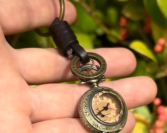 Vintage Pocket Watch Keychain: Bronze Mini Clock Pendant with Leather Strap
