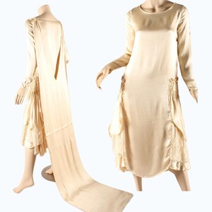 1920s Cream Satin  Robe de Style Wedding Dress w/ Detachable Train,Flapper Bridal Dress, 20s Shift Lace Wedding Gown, Downton  XS/S VFG