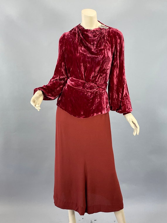 1930s Wine Velvet and Crepe Day Dress, Vintage M … - image 1