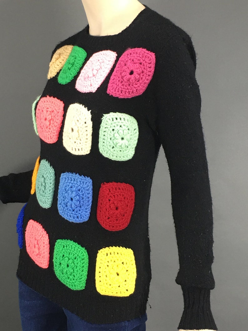 1970s Multi Color Granny Square Sweater, Size S Vintage Black Grannycore Pullover Jumper Sweater image 8