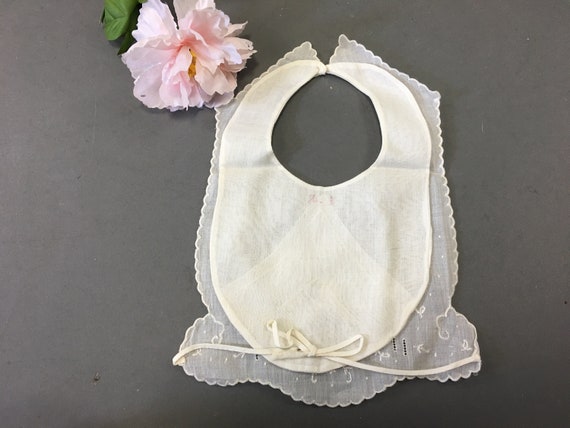 Antique Embroidered Baby Bib, 1900/20s  White Law… - image 3