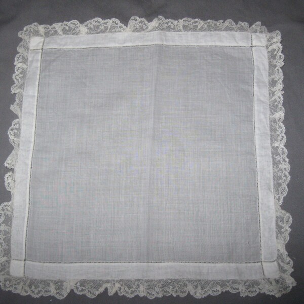 Lace Handkerchief  White Cotton 1930s Wedding Hankie Vintage 30s Bridal Hanky, Gift for Bride, Shower Gift