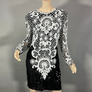 Vintage 1980s L-XL Lawrence Kazar Silk Beaded Dress | White & Black Formal Shift | Volup Glam | Long Sleeve Cocktail Dress | Above Knee VFG