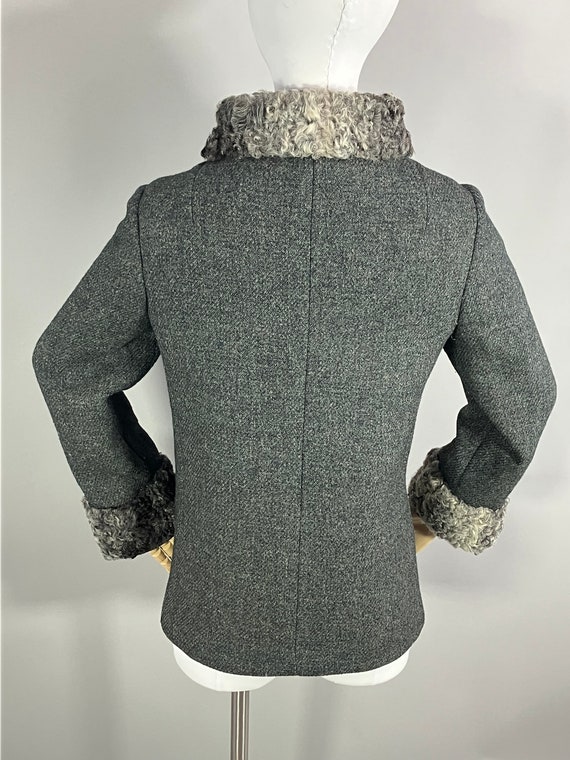 Vintage 1960s Grey Wool Coat with Fur Collar Cuff… - image 8