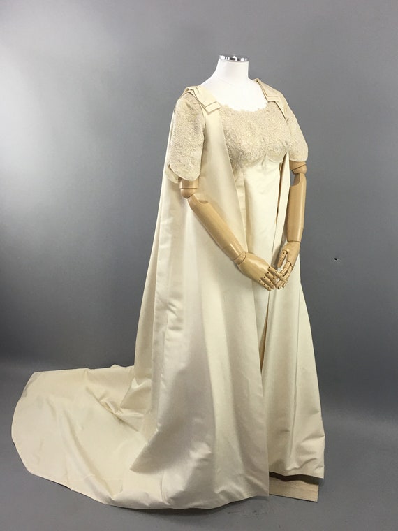 1960s Wedding Dress with Matching Cape, Small Vin… - image 2