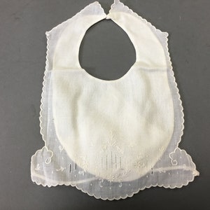 Antique Embroidered Baby Bib, 1900/20s White Lawn Unisex Special Occasion Bib, Vintage Baby Clothes Bib image 1