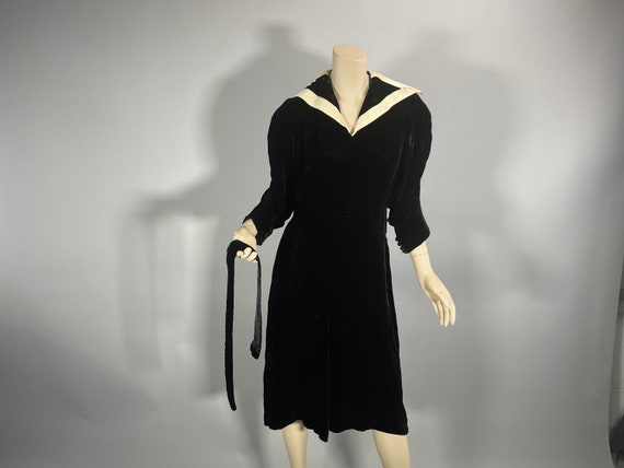 1930s Black Silk Velvet Dress, 30s Vintage S-M Wh… - image 2