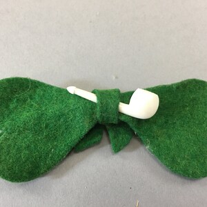 1950s St. Patty's Day Bow tie, Vintage Shamrock Clover Necktie, St Patrick's Day Attire image 6