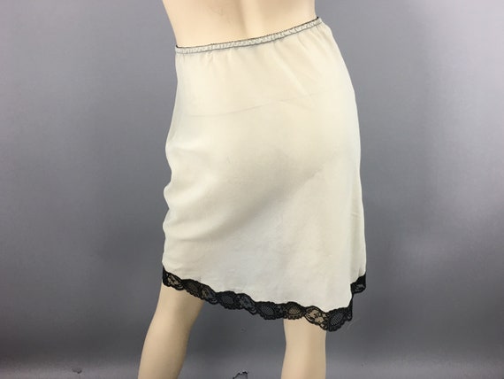 Vintage Saks Fifth Avenue Half Slip, Small Vintag… - image 4