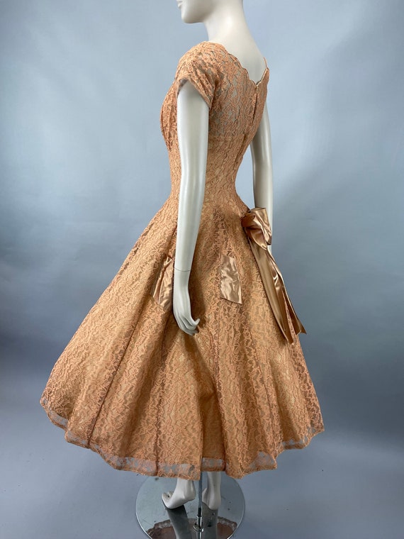 1950s Peach Floral Lace Sequins Party Dress, XS C… - image 7