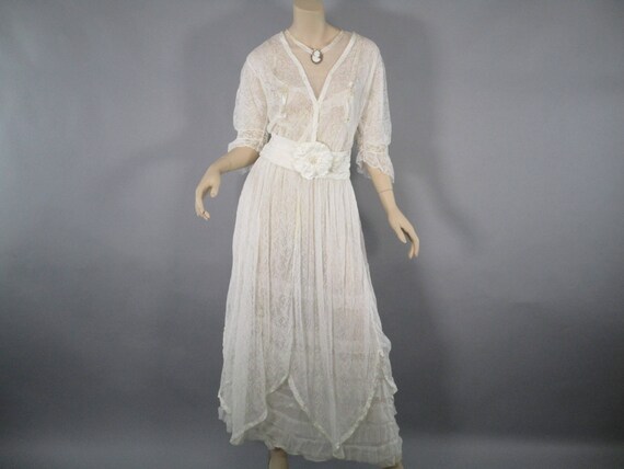 antique wedding dresses