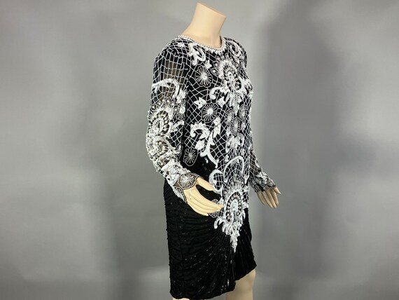 Vintage 1980's Silk White and Black Beaded Dress,… - image 4