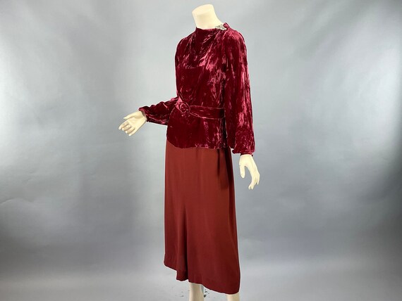 1930s Wine Velvet and Crepe Day Dress, Vintage M … - image 3