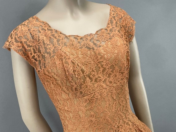 1950s Peach Floral Lace Sequins Party Dress, XS C… - image 2