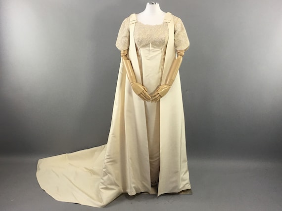 1960s Wedding Dress with Matching Cape, Small Vin… - image 1