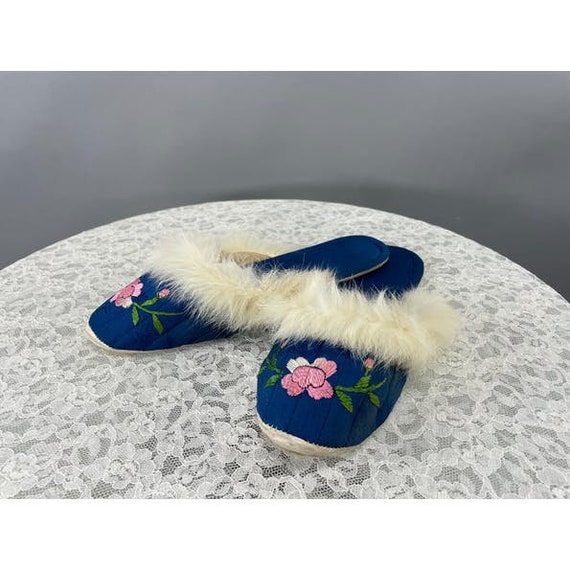 1940s Blue Silk Slippers, Vintage Asian Pink Embr… - image 5