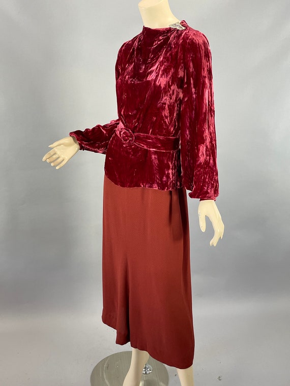 1930s Wine Velvet and Crepe Day Dress, Vintage M … - image 5