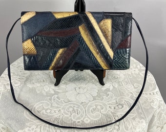 1970s / 80s Varon Patchwork Snakeskin Crossbody Bag, Black Leather Python Shoulder Bag, Cobra Envelope Style Handbag (XS) VFG