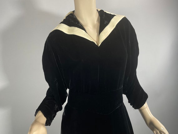 1930s Black Silk Velvet Dress, 30s Vintage S-M Wh… - image 4