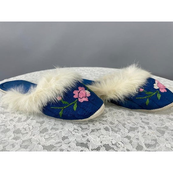 1940s Blue Silk Slippers, Vintage Asian Pink Embr… - image 2