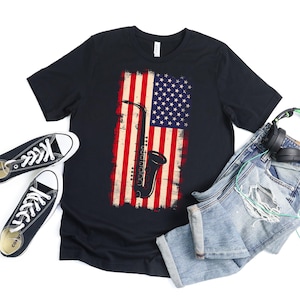 Vintage USA Flag Saxophone T Shirt For Men Women, Funny Saxophone Gifts For Saxophones Music Lover, Musician Gift For Saxophone Player