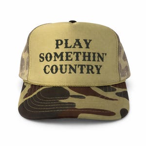 Gorra de camionero Play Somethin' Country, gorra estilo western snapback de música country, regalo para papá, regalo para mamá para ella, sombrero de vaquero bordado, regalo para ella imagen 1