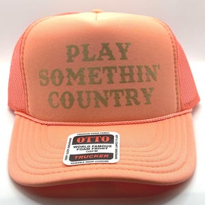 Gorra de camionero Play Somethin' Country, gorra estilo western snapback de música country, regalo para papá, regalo para mamá para ella, sombrero de vaquero bordado, regalo para ella imagen 3