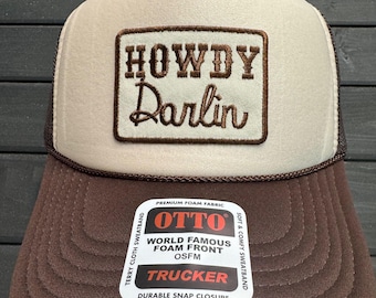 Howdy Darlin Hat Western Trucker Hat, Embroidered Country Cap Cowgirl Style Rodeo Outfit Foam Mesh Snapback Mom Gift Wife Present BestFriend