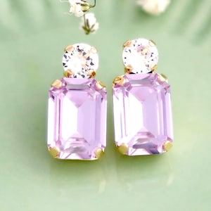 薄紫色のスタッドピアス、ラベンダーパープルのクリスタルブライダルピアス、薄紫色のブライズメイドピアス、ブライダルパープルスタッドピアス、彼女へのギフト