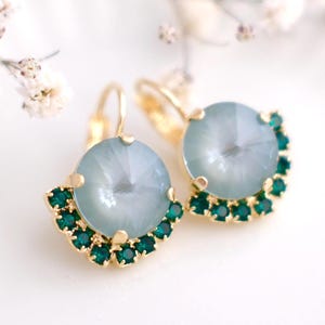 Green Drop Earrings, Light Green Crystal Earrings, Gift For Her, Bridesmaids Earrings, Agave Green Earrings, Pistachio Earrings, Sage Green