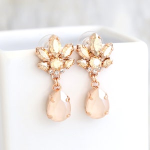 Ivory Drop Earrings, Ivory Cream Bridal Chandelier Earrings, Ivory Crystal Earrings, Bridal Cream Drop Crystal Earrings, Bridal Earrings