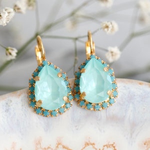 Green Sage Earrings, Green Crystal Drop Earrings, Mint Opal Green Crystal Earrings, Gift For Her, Bridesmaids Earrings, Light Green Earrings