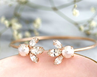 White Pearl Bracelet Delicate pearl bracelet-Pearl bracelet-Bridal jewelry-Bridal Pearl Bracelet-Cuff Bracelet-Open cuff Bracelet