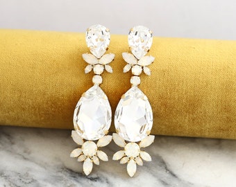 Statement Bridal Earrings, White Opal Chandelier Bridal Earrings, Bridal Earrings, Oversize Crystal Earrings Bridal White Opal Earrings