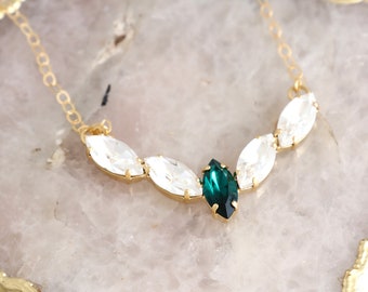 Emerald Necklace, Bridesmaids Necklace, Bridal Emerald Green Crystal Necklace, Emerald Crystal Gold Necklace, Gift For Her, Green Necklace