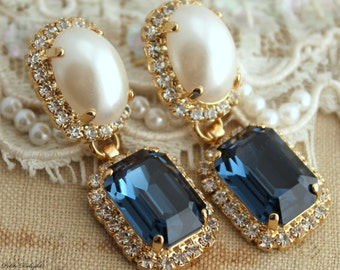 Blue Navy Chandelier Earrings, Bridal Navy Blue Drop Earrings, Navy Blue Chandelier Earrings,Crystal Dark Blue Earrings, Pearl Blue Earrings