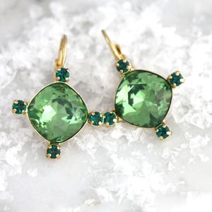 Green Earrings, Emerald Earrings, Bridal Green Earrings, Crystal Green Drop Earrings, Bridesmaids Earrings, Gift For Her, Emerald Earrings